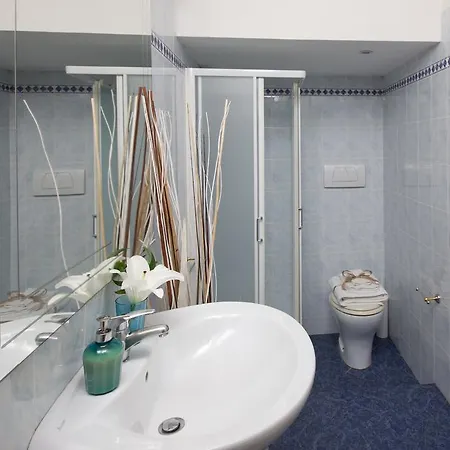 Appartement A Due Passi Dall'accademia
