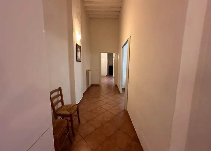 A Due Passi Dall'accademia Apartmán