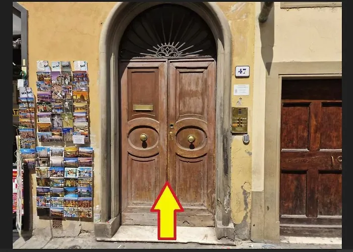 A Due Passi Dall'accademia Apartmán