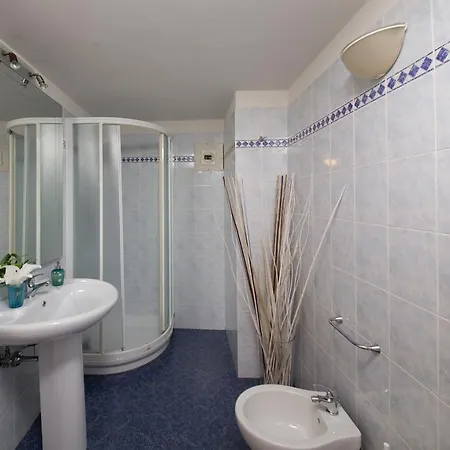 Apartment A Due Passi Dall'accademia Florenz